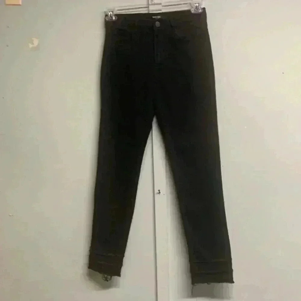 Black label jeans